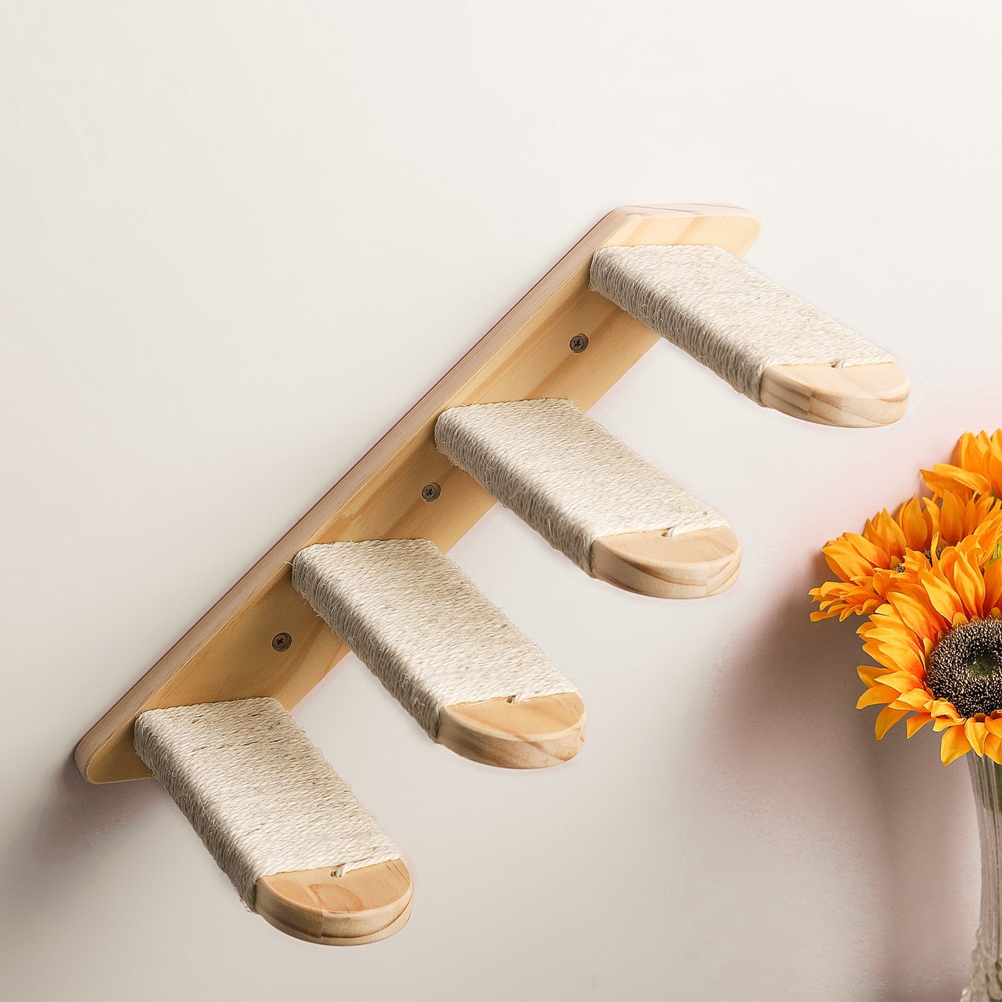 Planche à gratter pour chat en bois massif de type mural en sisal