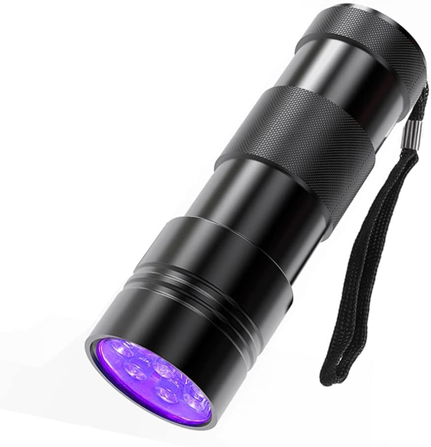 Lampe de poche UV LED Lampe de poche à lumière noire Mini lampe torche détecteur pour taches d'urine d'animaux de compagnie de chien Punaises de lit et scorpions Piles non incluses