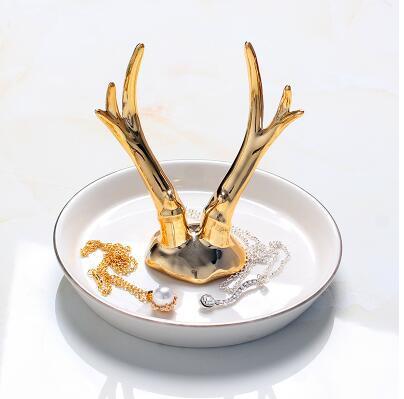 Animal shape tray