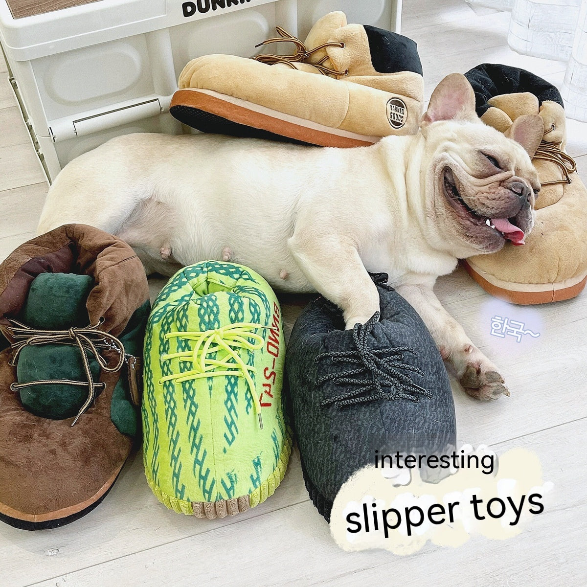 Chaussures gros chien peluche chat oreiller