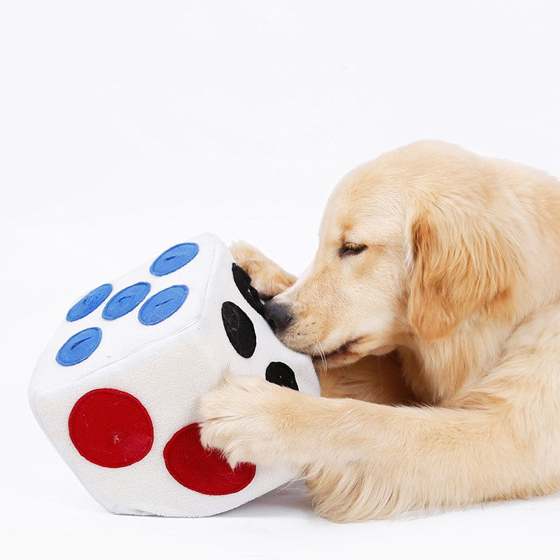 Muñeco de dados de colores entrenando para jugar y olfatear mascotas.