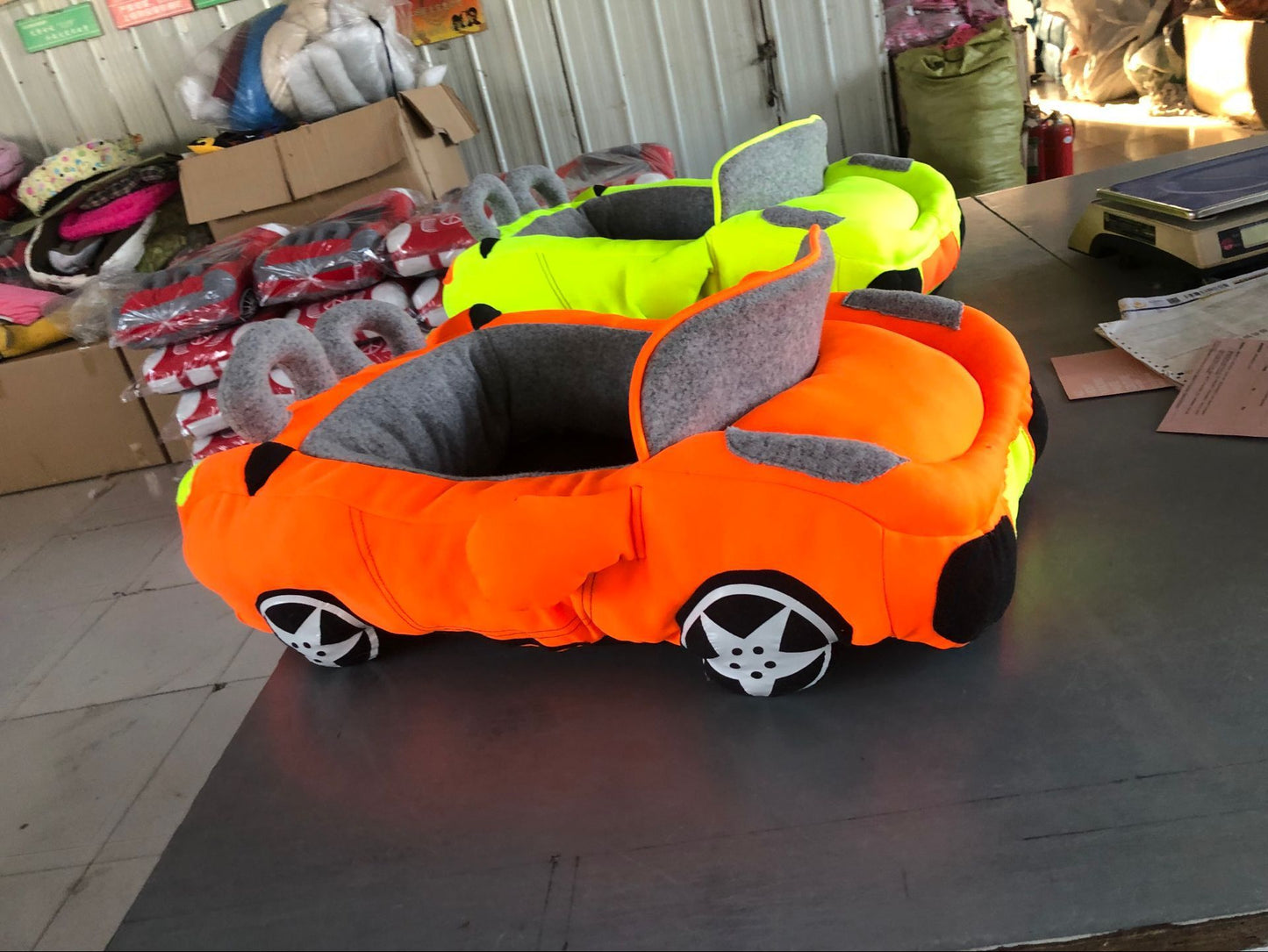 Pet kennel, car, fashion, cool sports car, kennel, pet dog sofa bed