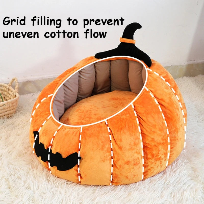 Cama para gatos acogedora con forma de calabaza de Halloween, cálida cama para mascotas con diseño de diablo de dibujos animados, nido de felpa suave para gatos y perros pequeños, para invierno y otoño 