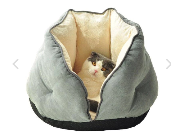 Warm pet nest in winter