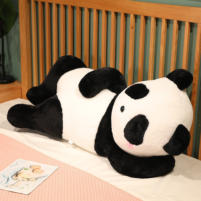 Peluche panda super douce et mignonne, couchée et endormie