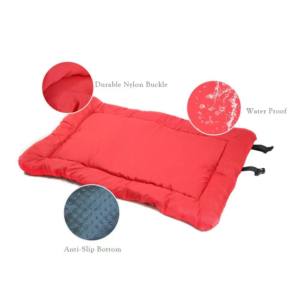 Lit d'extérieur pour chien, lit de voyage portable pour camping, doux, confortable, imperméable, antidérapant, lavable en machine, facile à nettoyer, tapis pour animaux de compagnie pour petits, moyens et grands chiens et chats