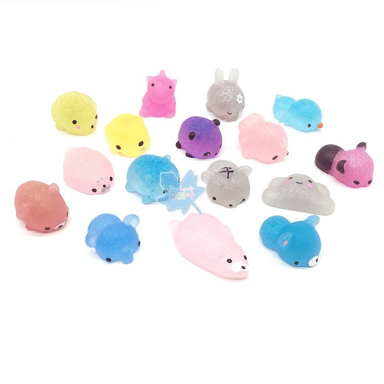 Mini animal toys