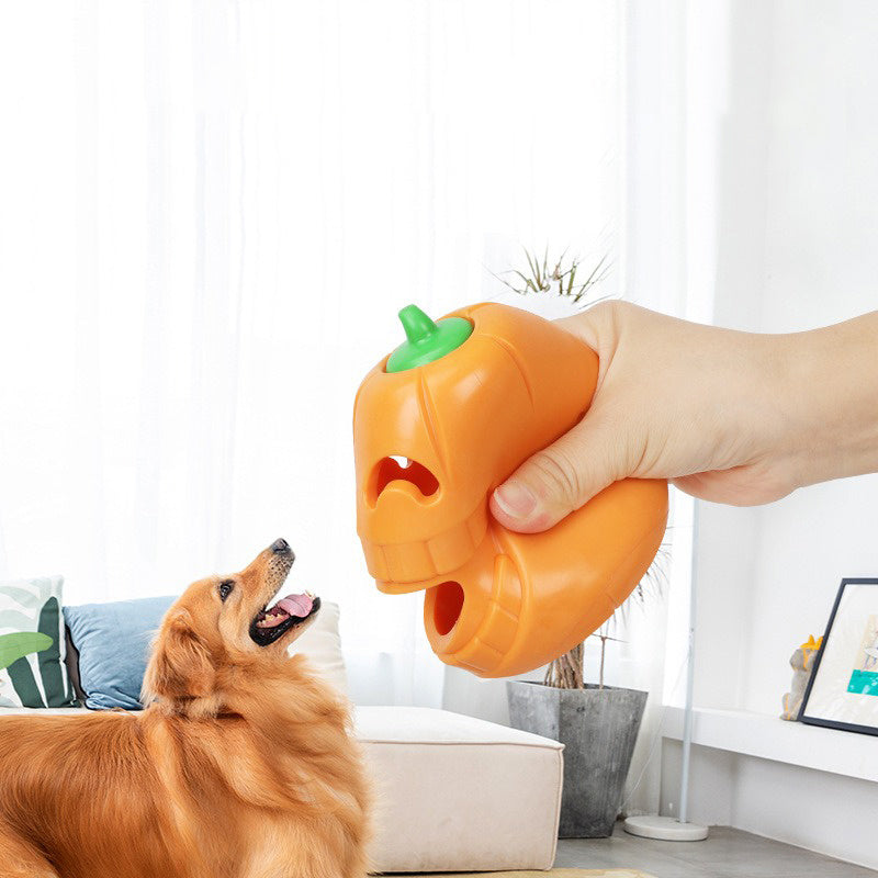 Juguete interactivo para masticar para perros con forma de calabaza de Halloween, embudo dispensador de golosinas para todos los tamaños de razas, juguete de rompecabezas de goma termoplástica duradero para mascotas para la dentición y el aburrimiento