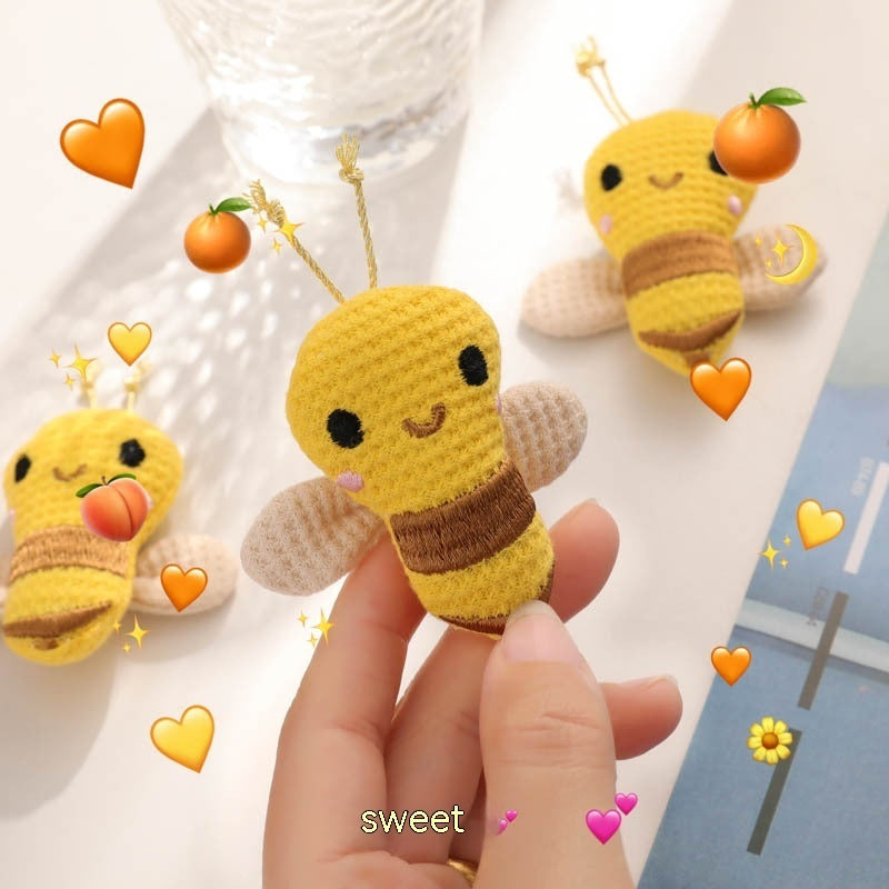 Little Bee Cartoon Brooch Korean Cute Clothing Accessories Girls' Bags Pendant