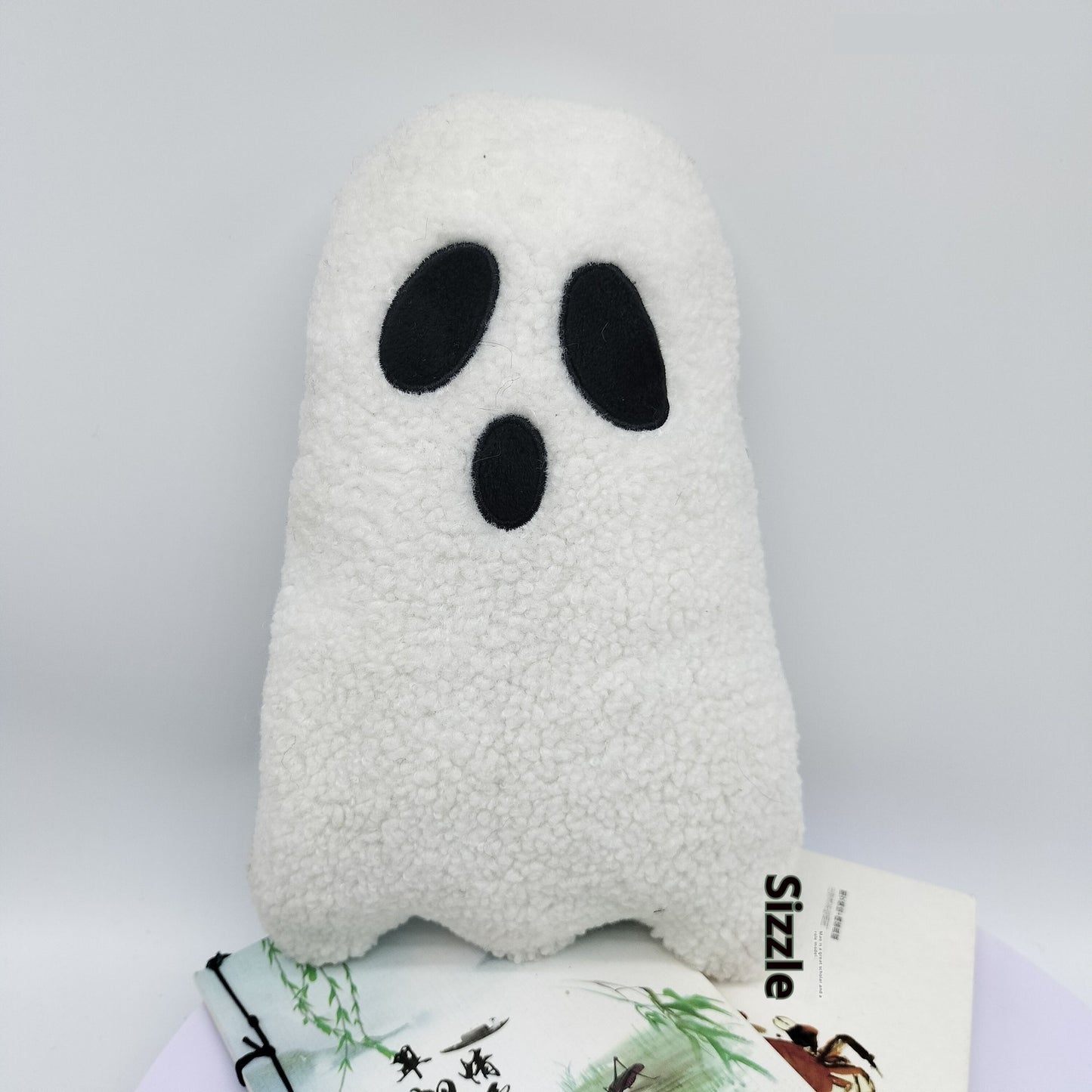 Regalo de Halloween Fantasma blanco Diseño del lugar Accesorios Divertido juguete de peluche