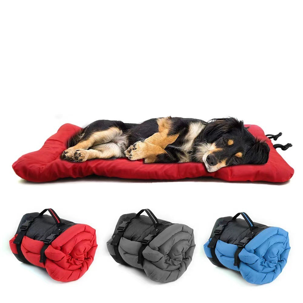 Lit d'extérieur pour chien, lit de voyage portable pour camping, doux, confortable, imperméable, antidérapant, lavable en machine, facile à nettoyer, tapis pour animaux de compagnie pour petits, moyens et grands chiens et chats