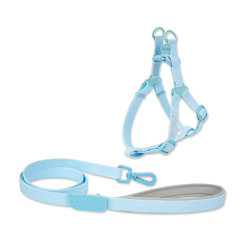 Productos para mascotas impermeables con cuello trasero y pecho de PVC de color gelatina