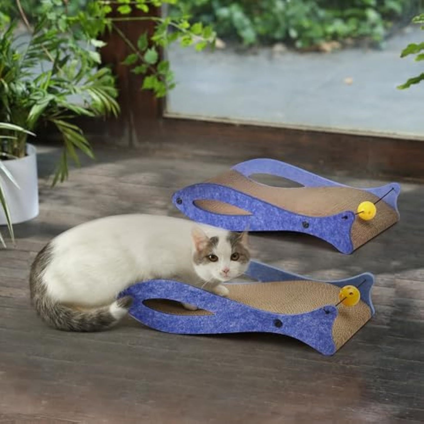 Rascador para gatos con forma de pez, almohadillas para rascar para gatos, rascador de cartón para gatos, rascador duradero para gatos con pelota de juguete para gatos de interior