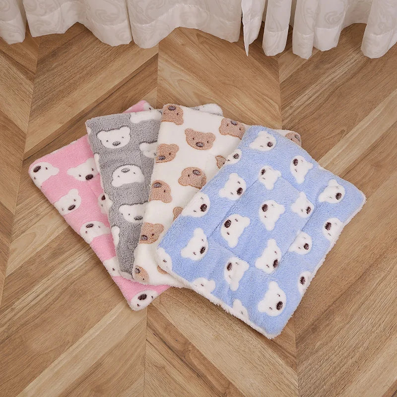 Estera de cama para gato de felpa ultrasuave con lindos estampados, jaula de perro de lana Reversible, almohadilla para perrera, acogedora, lavable, gruesa para gatito y cachorro