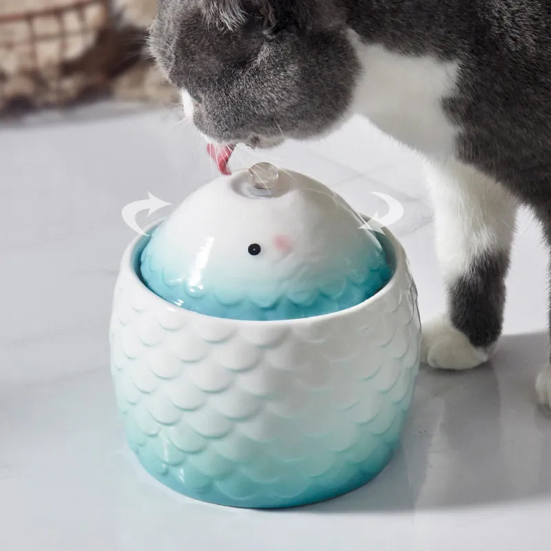 Fuente de agua automática para gatos, bebedero de cerámica con carga USB para cachorros y mascotas, dispensador de agua para perros pequeños y gatos, comedero automático