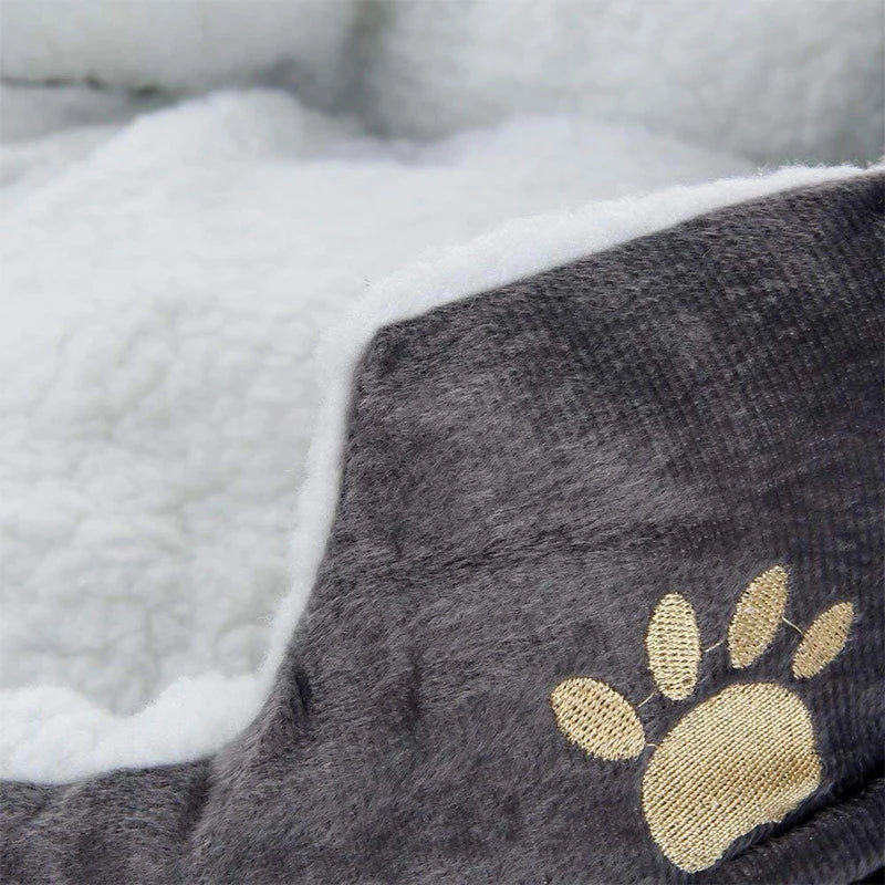 Dog Bed Cat Bed Pet Beds with Thickened PP Cotton Dog Cave Bed and SofaSuitable for Small Puppy Cat Bed