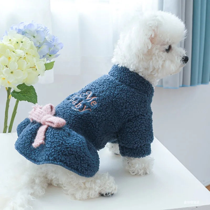 Vêtements pour animaux de compagnie, 1 pièce, automne et hiver, peluche épaisse, avec nœud bleu chaud, robe de princesse, adaptée aux chiens de petite et moyenne taille