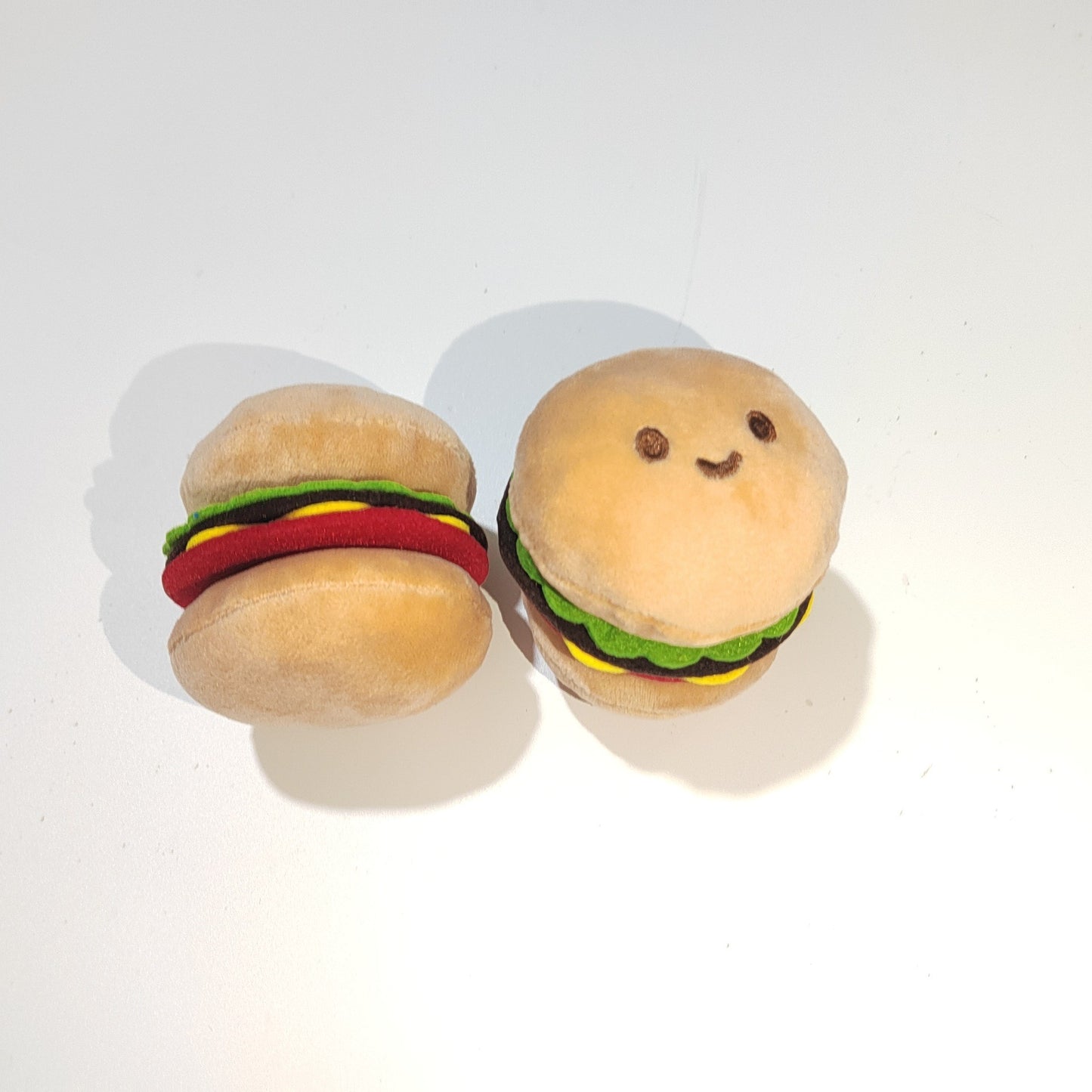 Juguete que suena para mascotas de hamburguesa de descompresión