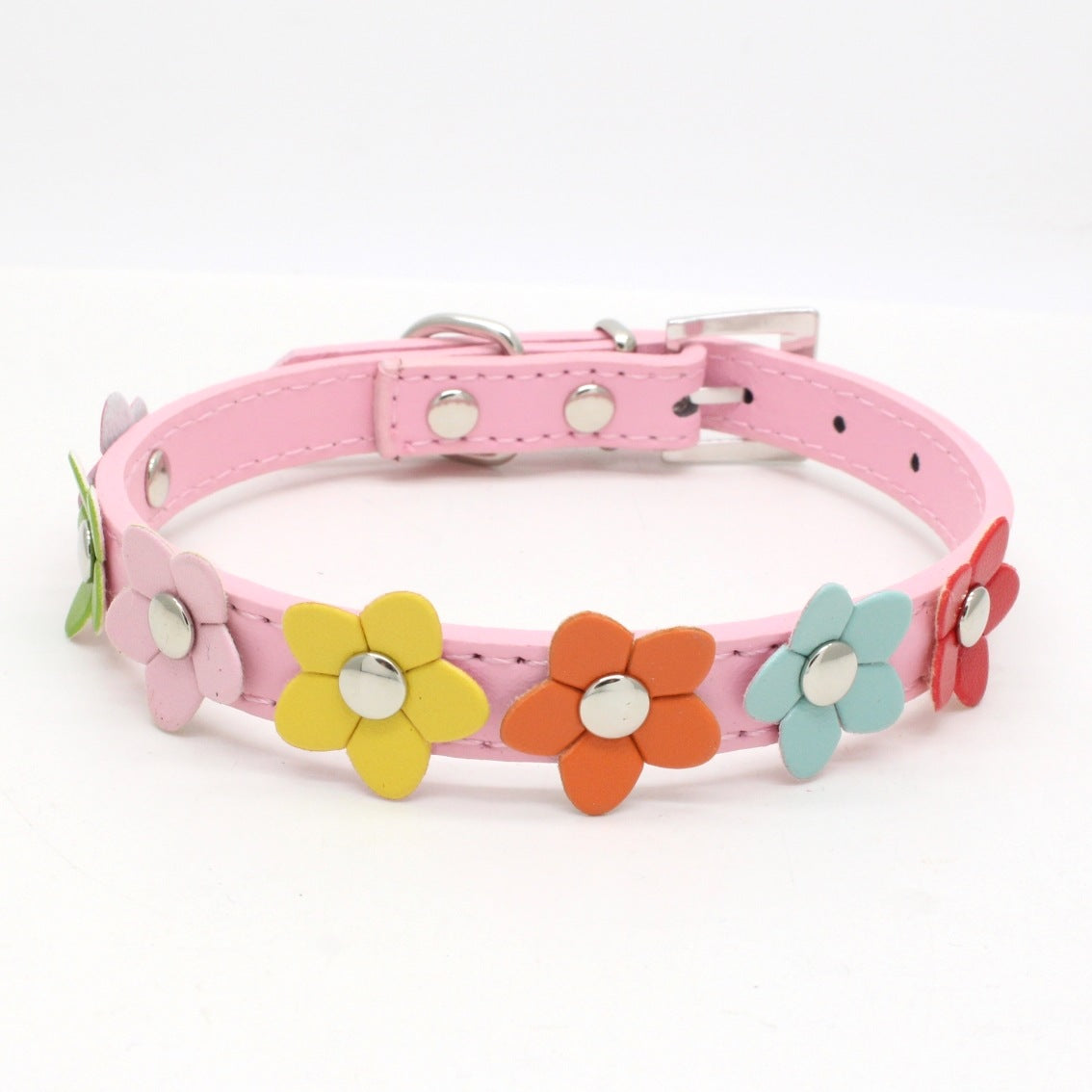 A Row Of Small Flower PU Pet Collar